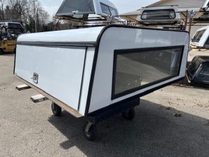 NEW 99-16 FORD SD 81" COLOR:STD WHITE N4120327